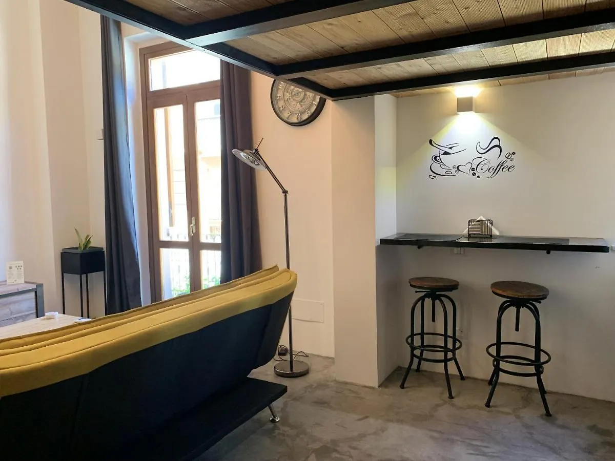 Elegant Studio In Cagliari 60 M² With Balcony And View