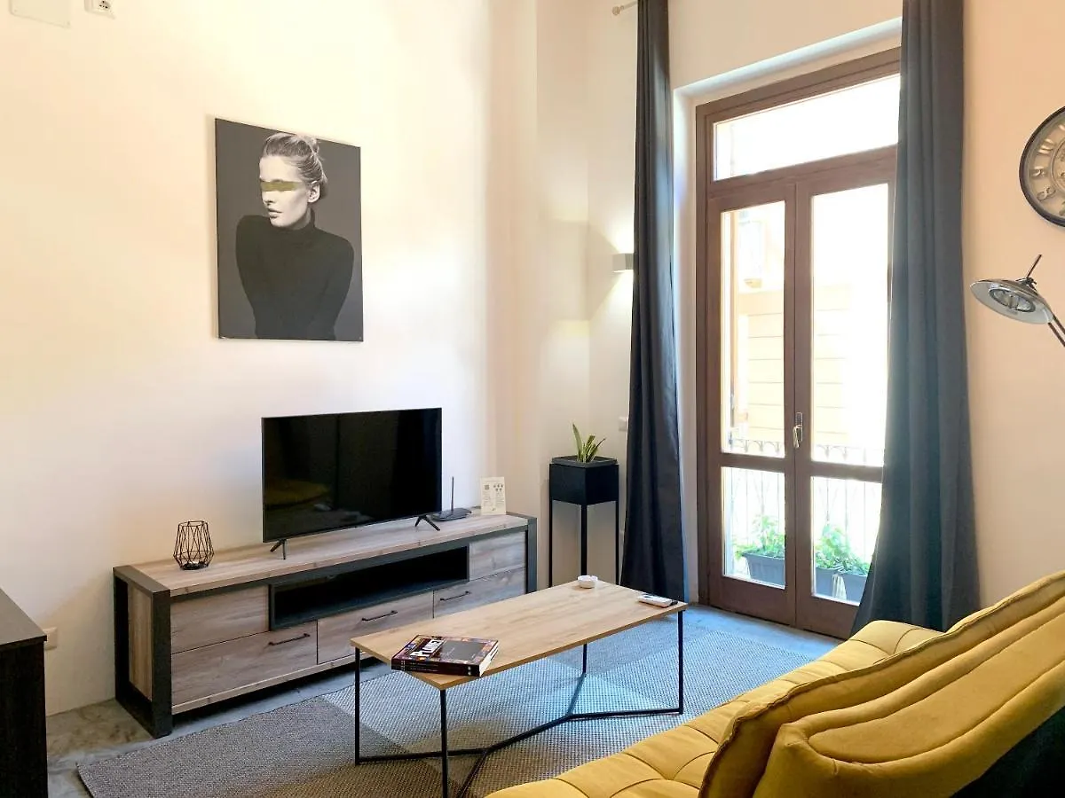 Apartment Elegant Studio In Cagliari 60 M² With Balcony And View