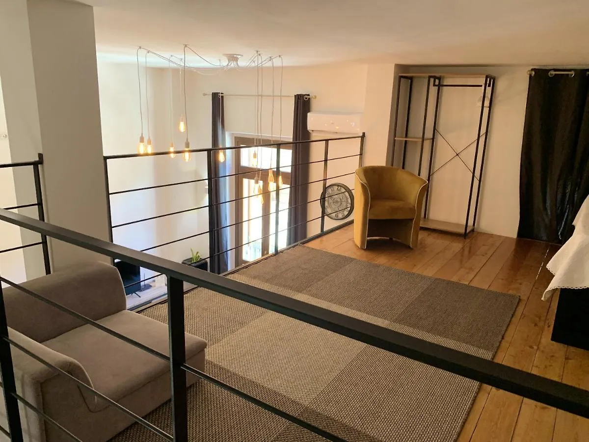 Elegant Studio In Cagliari 60 M² With Balcony And View Apartment